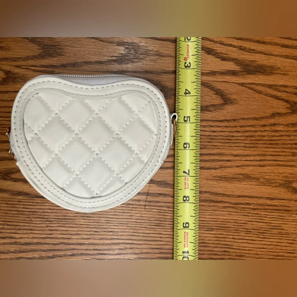 💟🤍WHITE🤍💟MINI BAG w/faux pearl handle/metal chain PUfabric zip closure ✨NEW✨